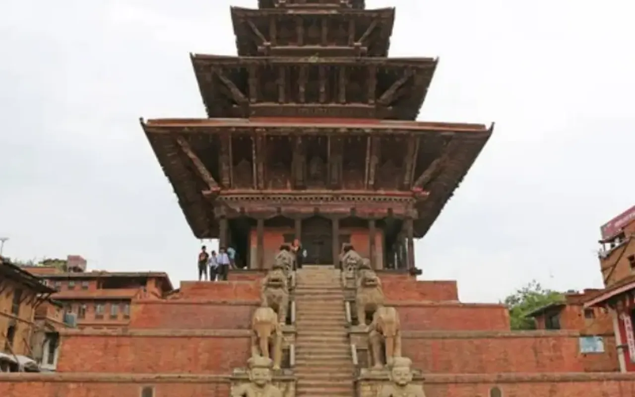 main photo
